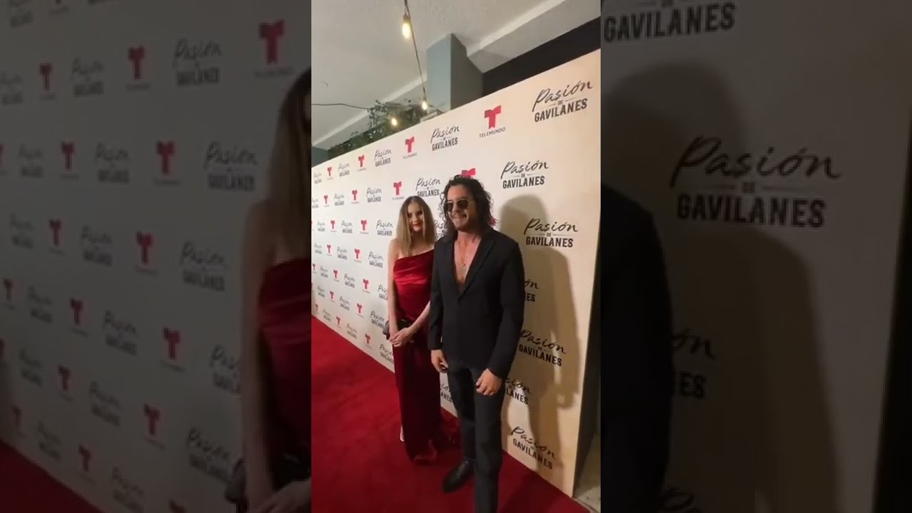 Mario en la alfombra roja - I