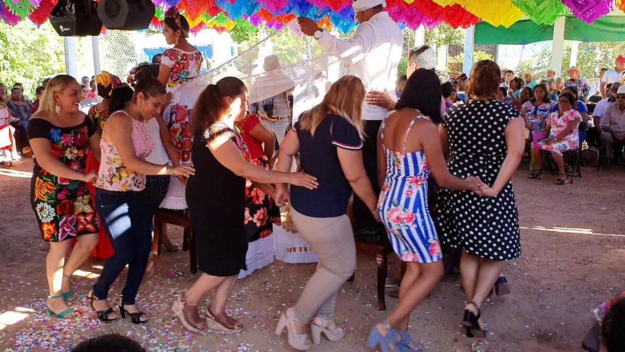 La cola. Una boda istmeña.2019