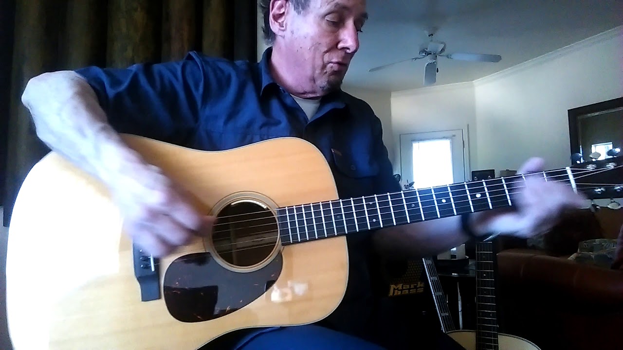Martin D-18 Versus D-18 Cutaway Sitka/mahogany - versus Adirondack / Mahogany D-18A Outlaw 17