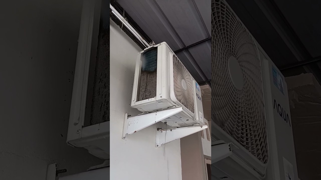 MEMBERSIHKAN OUTDOOR UNIT AC #cuciac #satisfying #teknisi #engineering