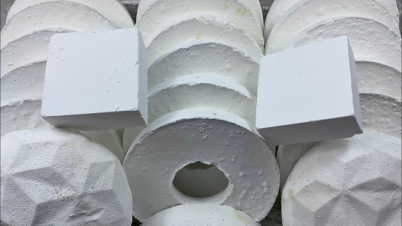 Giant donuts GYM CHALK crush • soft gritty gym chalk crush