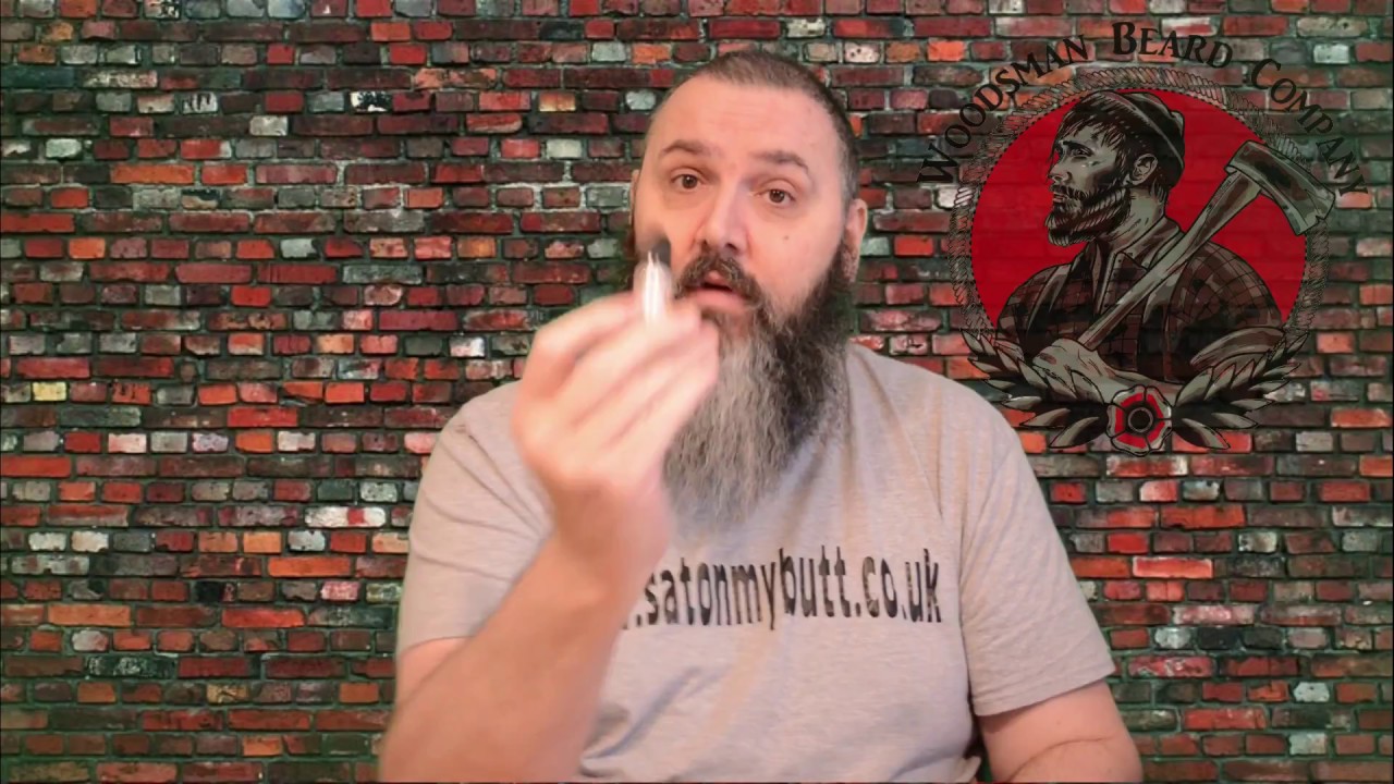Review of Woodsman Beard Co Orange & Bergamot Beard Oil