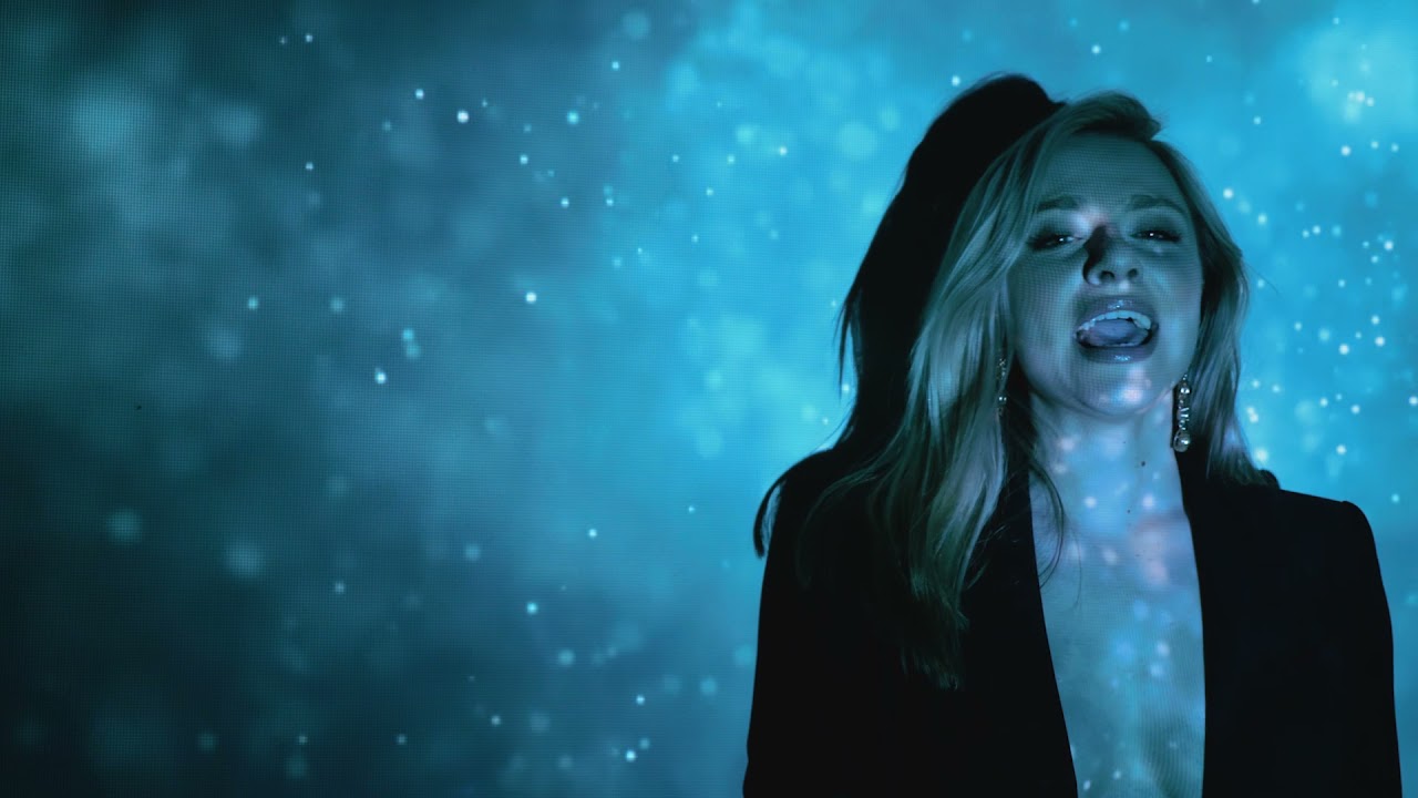 Whitney Houston - I Wanna Dance With Somebody (Cover by Kiesa Keller)