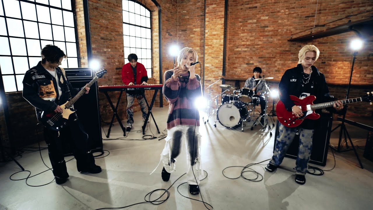 JAXX/JAXX「Mayday (JAXX/JAXX ver.)」Music Video