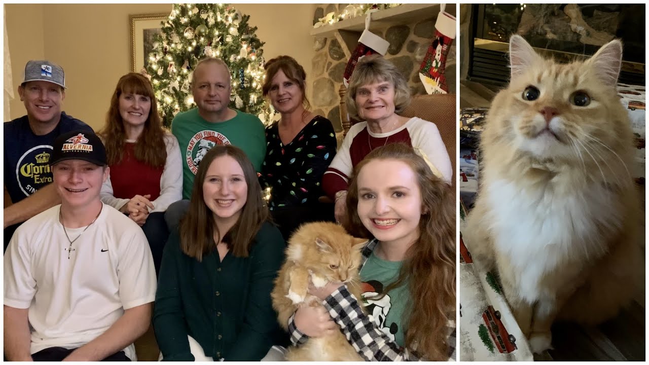 Christmas 2020! Christmas Eve Traditions, Opening Presents, Family Fun, Christmas Day Vlog! Vlogmas