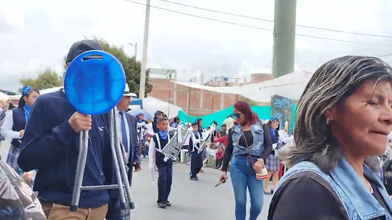 Isabel de Godin /Desfile Civico 2023