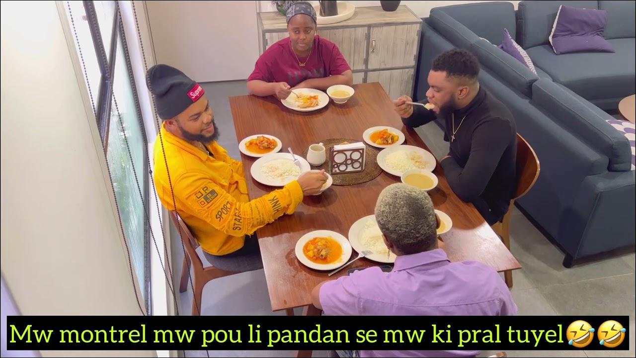 Brown bay Al yon gwo desepsyon ak yon manje😭😭