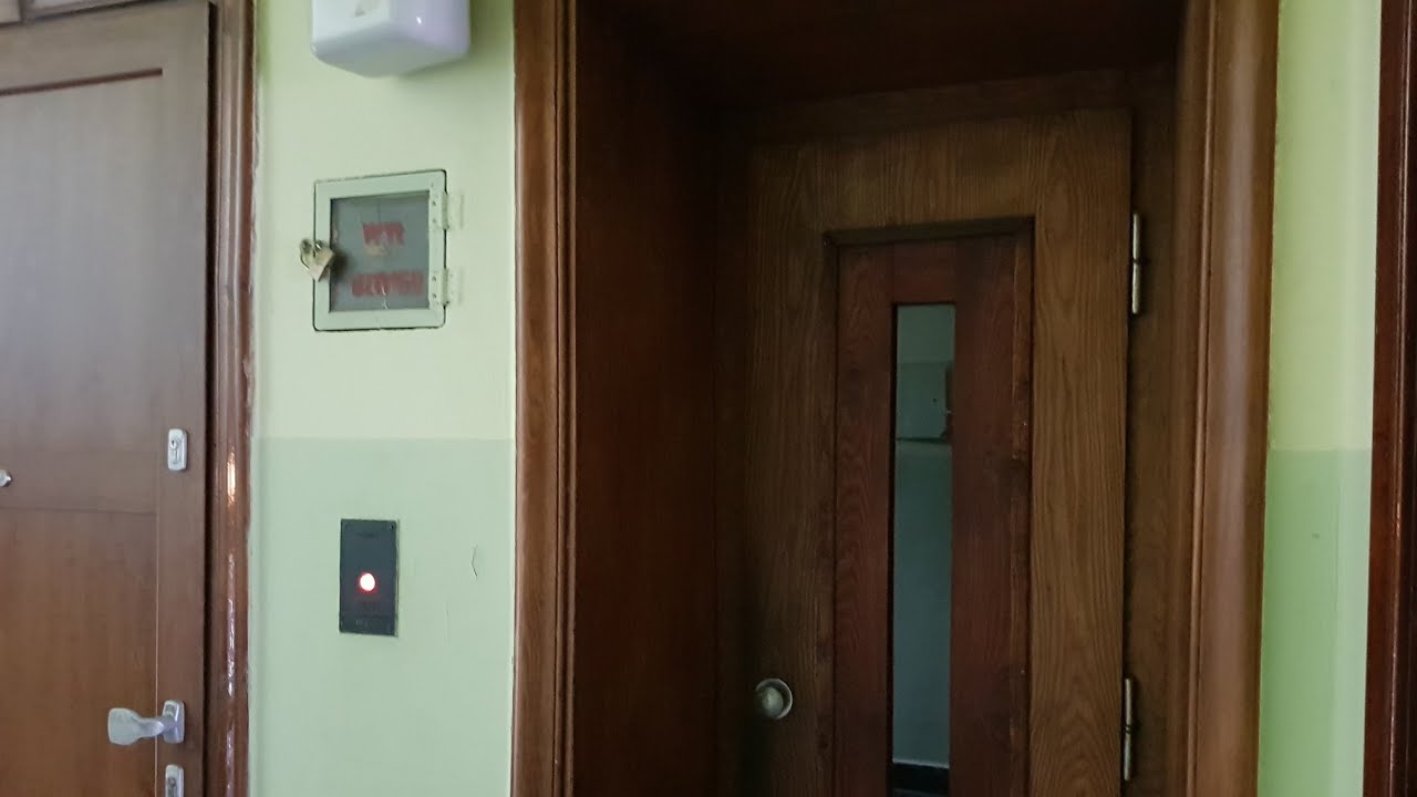 Zabytkowa winda Wertheim z lat 30 @ Zielona 25A, Łódź, Polska