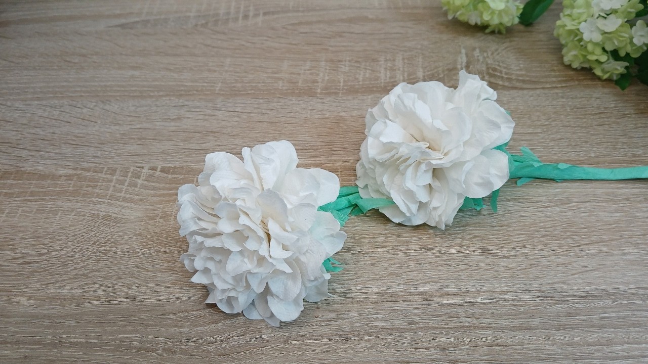 Simple craft - How to make easy paper flowers / Home decor DIY