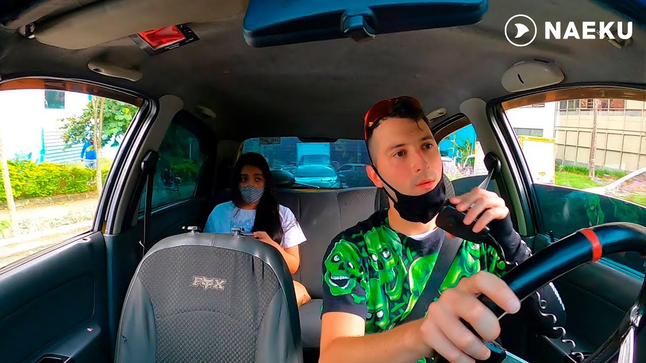 ¡TAXISTA IRRESPONSABLE! - Miguel Henao Show