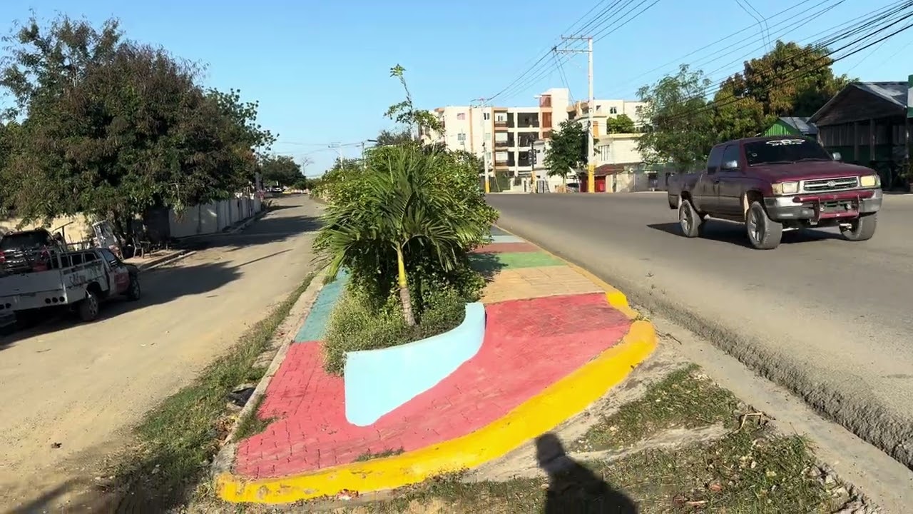 La entrada de Sabaneta por Los Tomines 