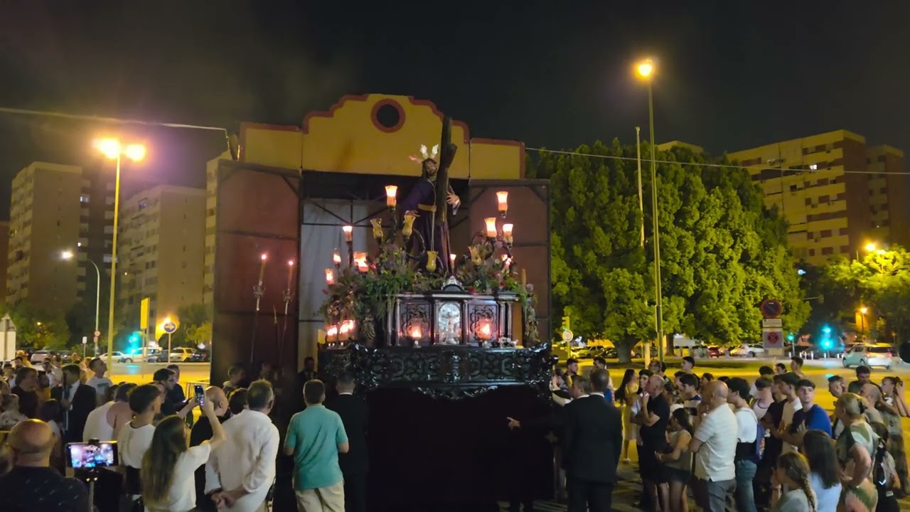 Extraordinaria Salud y Bondad en la entrada en Sevilla 2025 Parte 2