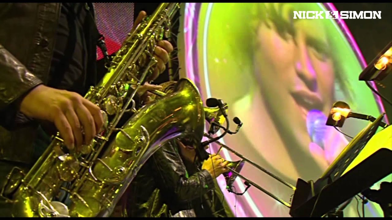 Nick & Simon - Rosanne (Live Overal Ahoy' 2009)