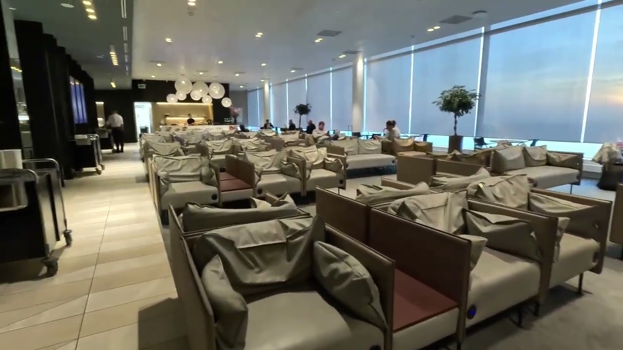 The Aspire Lounge, Amsterdam Schiphol Airport AMS   April 2025