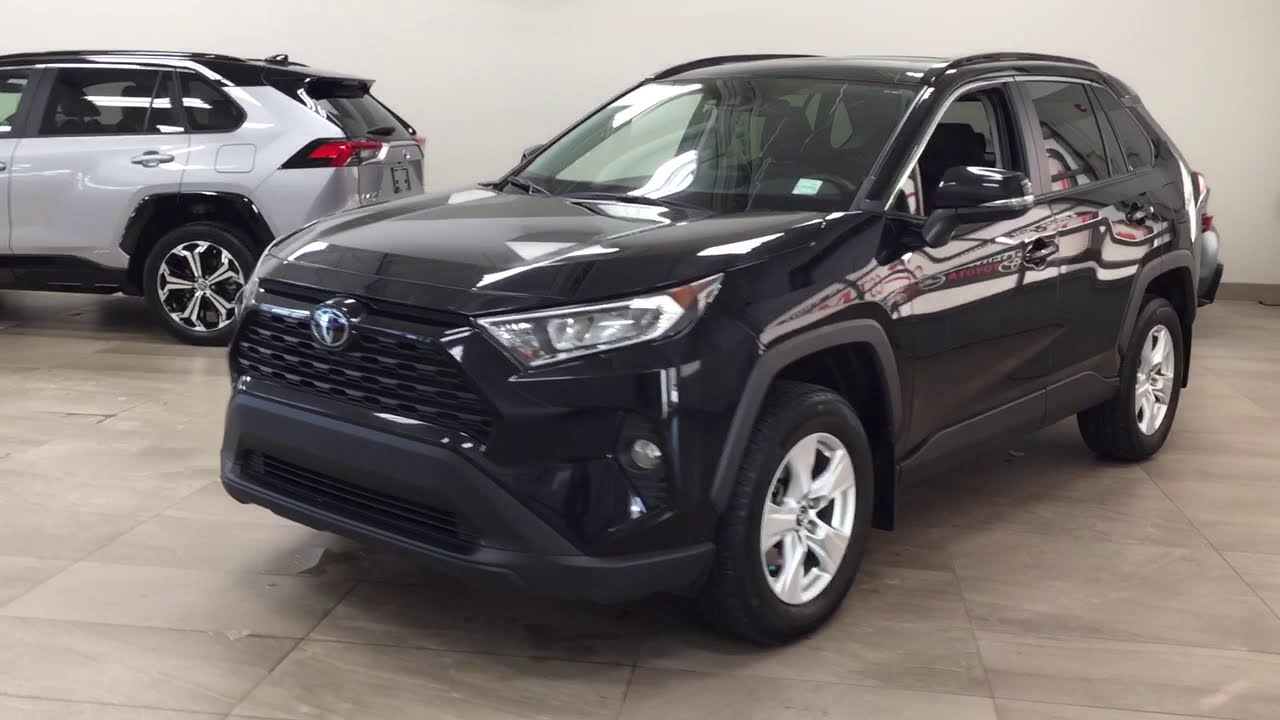 2019 Toyota RAV4 XLE AWD Review