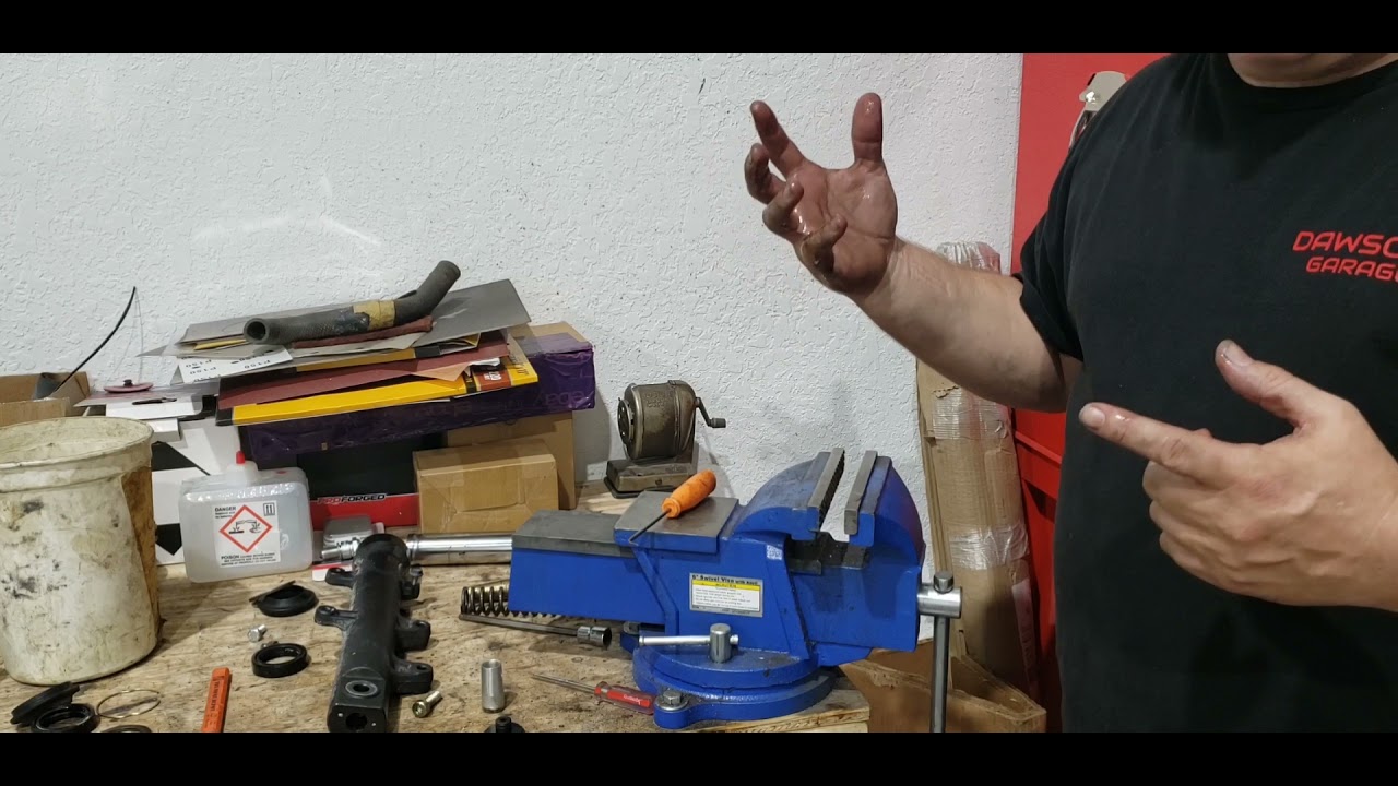 Big Ruckus forks and front brake caliper rebuild. (2.0)