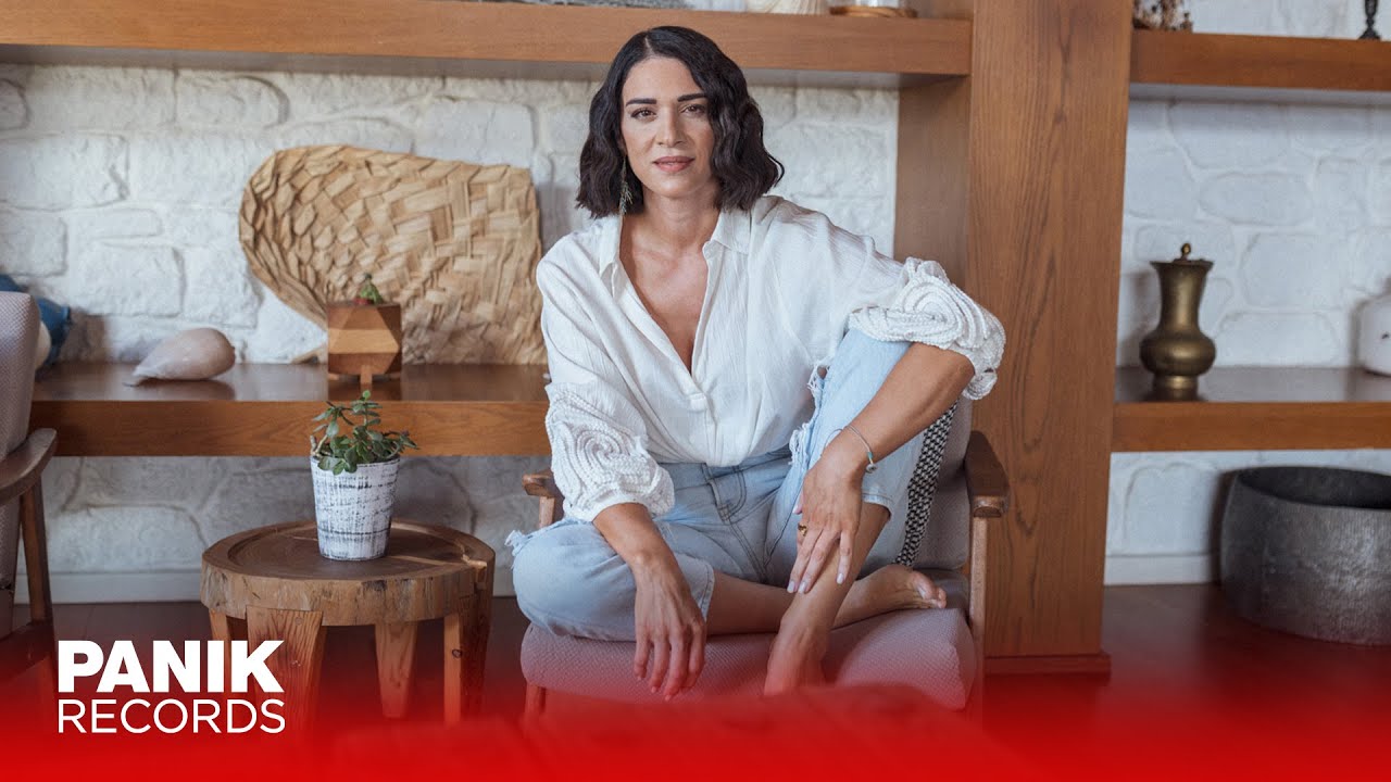 Stephanie Krassa - Για Μια Ζωή - Official Music Video