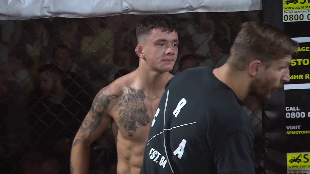 Adrenalin Fight Night Swansea Fight 14: Ryan Mendez Morgan (MAT) vs Ben Miles (CRA)