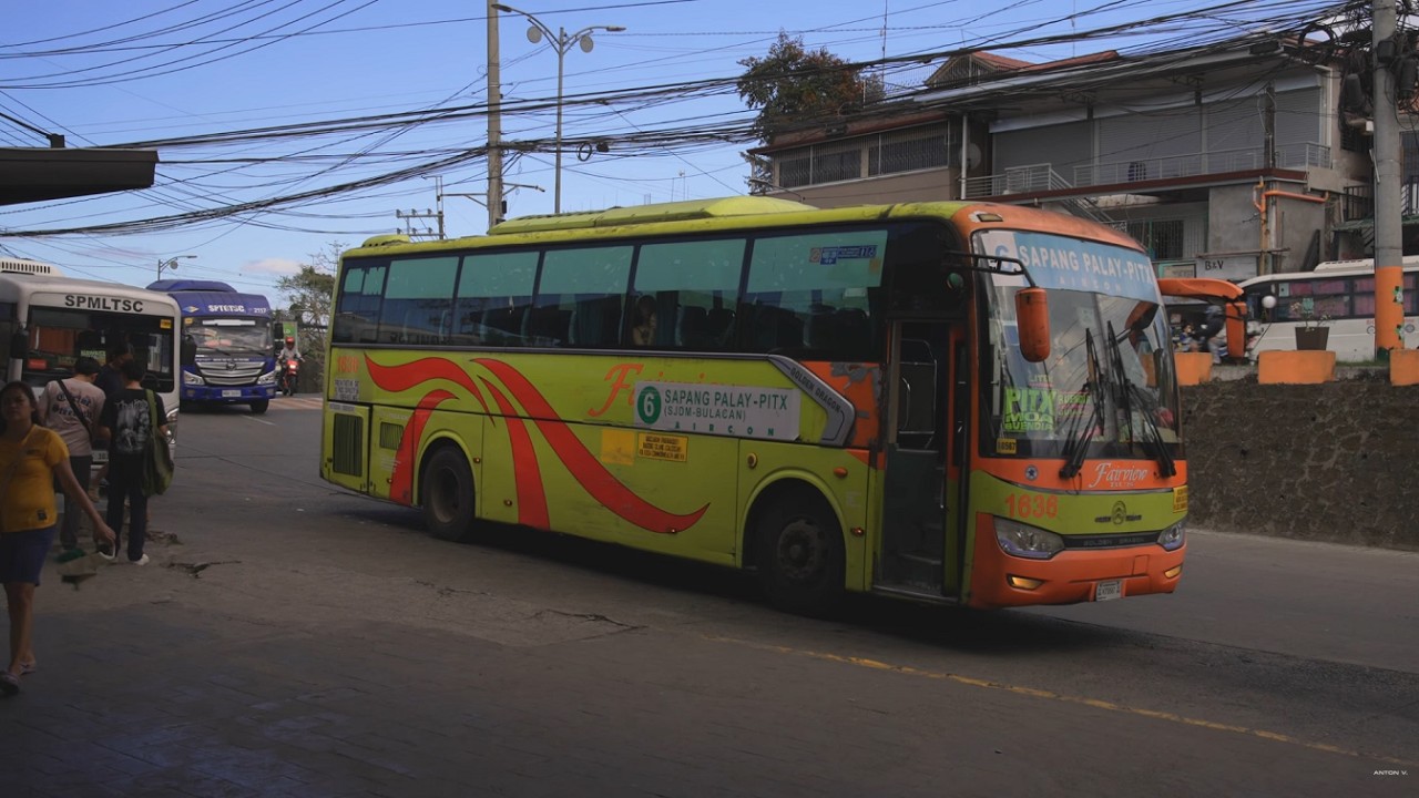 Philippines, aircon bus ride from Starmall to SM City San Jose Del Monte