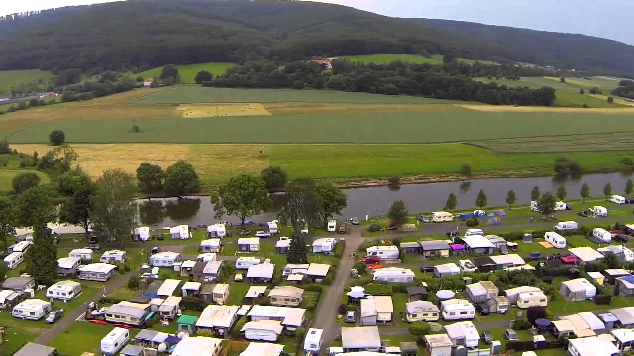 Campen am Fluss Oedelsheim - Flug &uuml;ber unseren Campingplatz mit einer Videodrohne