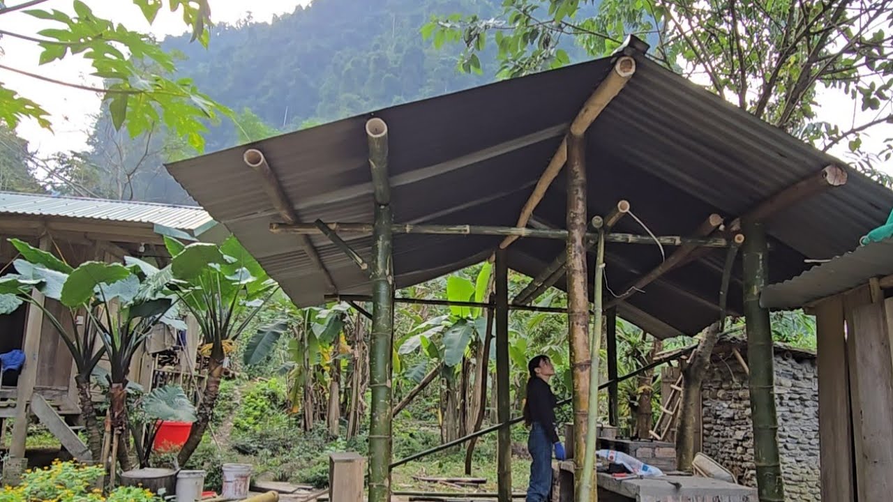 Complete the renovation of a new kitchen using bamboo, replacing the old, dilapidated one