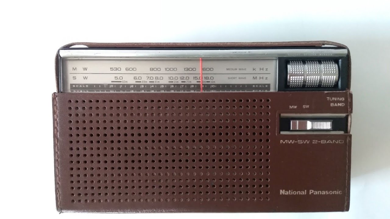 National panasonic R218R all transister vintage radio tuning