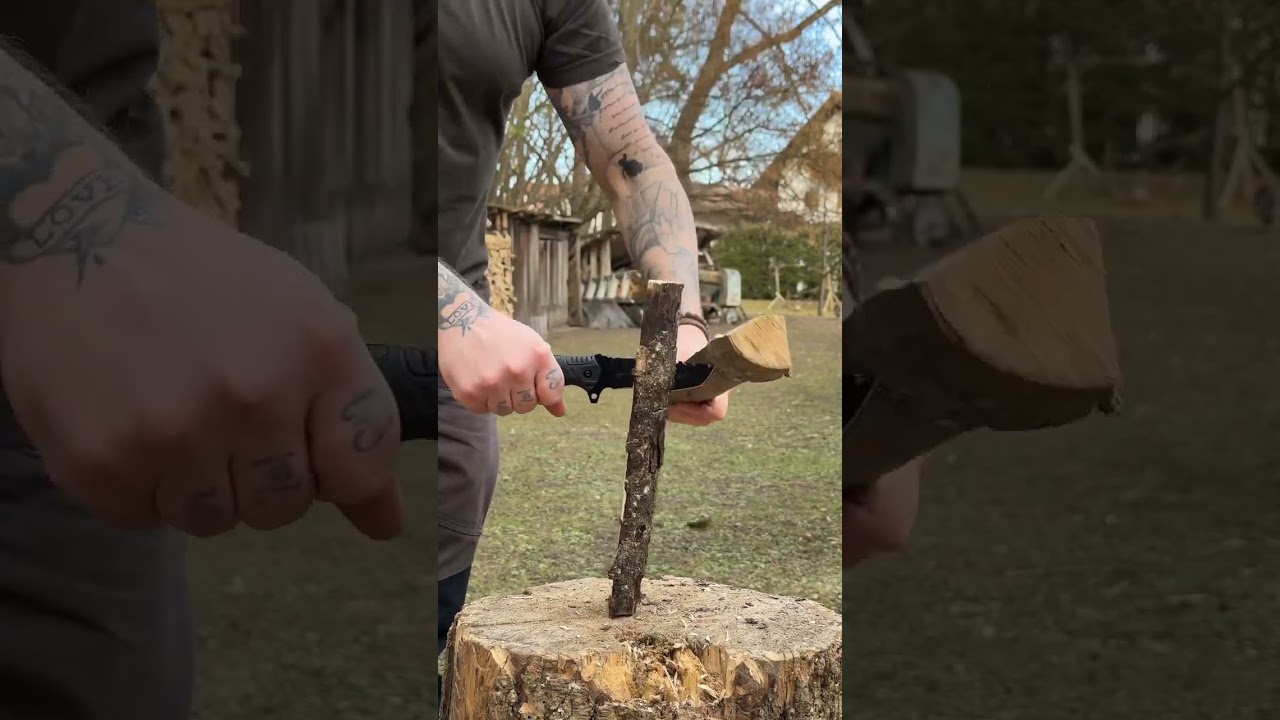 So easy is #batoning @skogoutdoor #woodsplitter #knifeskills