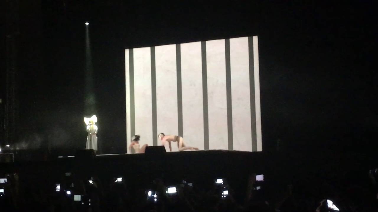 Sia - Elastic Heart LIVE in Israel 11.08.2016