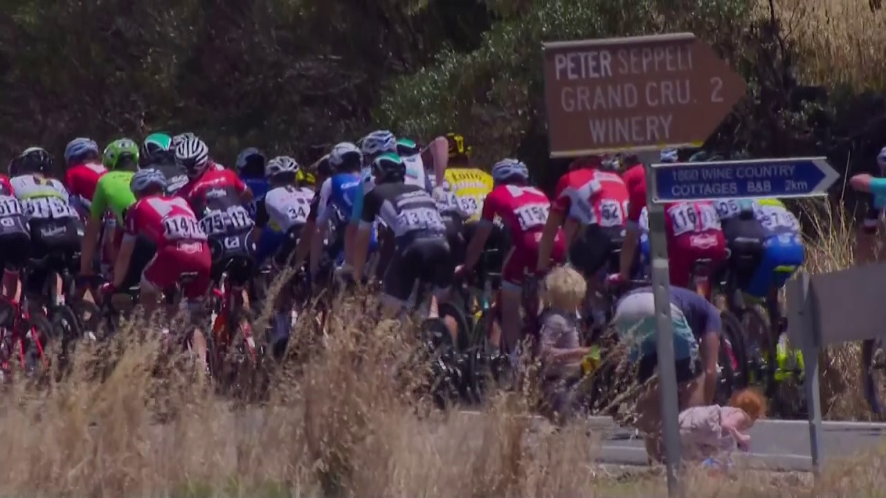 Highlights of Bupa Stage 4 - 2017 Santos Tour Down Under