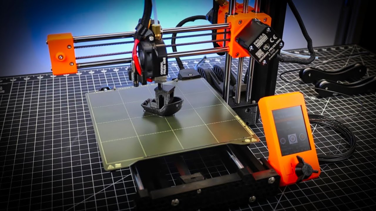 Слишком разрекламированный и дорогой или стоит своих денег? - Prusa Mini +