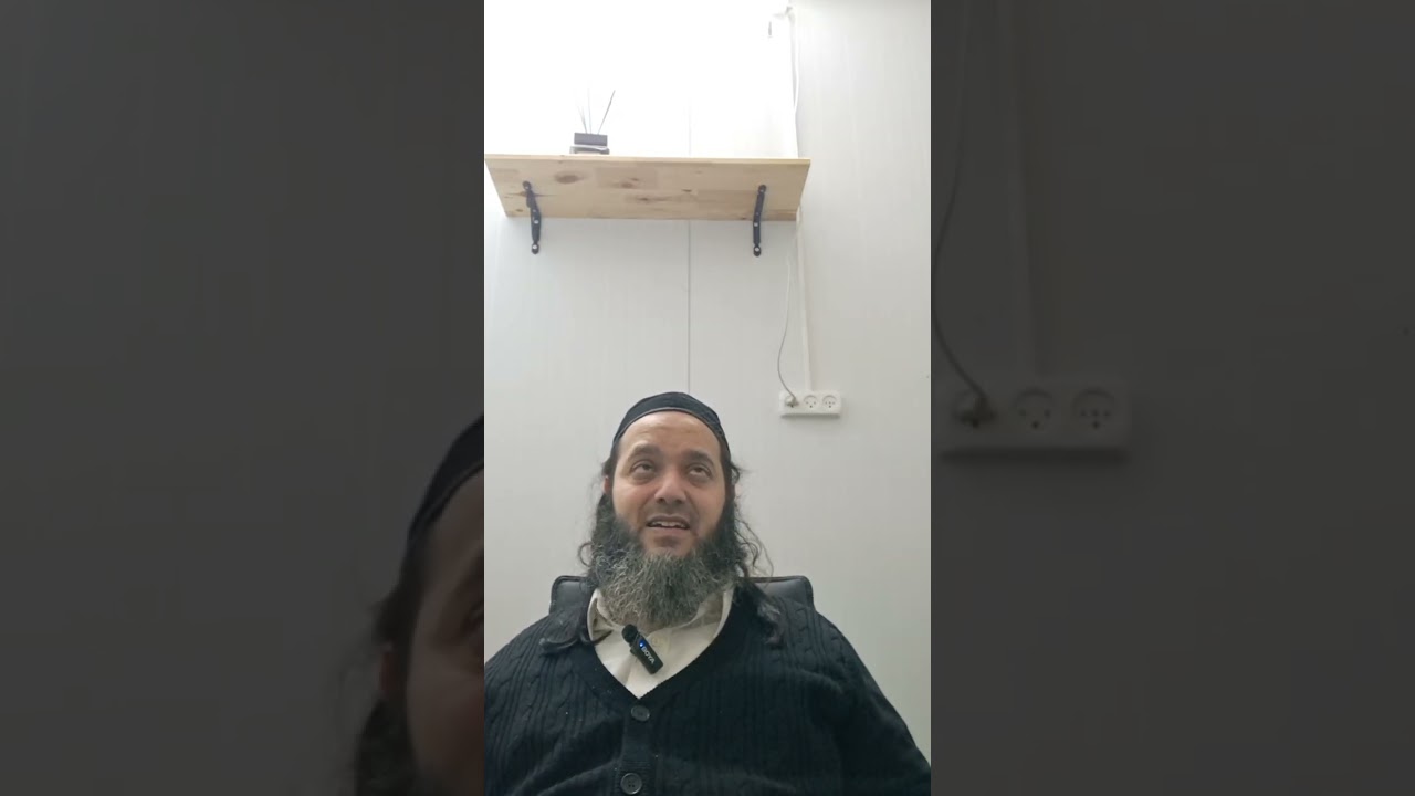 חיים ג'רבי בשיעור לחנוכה