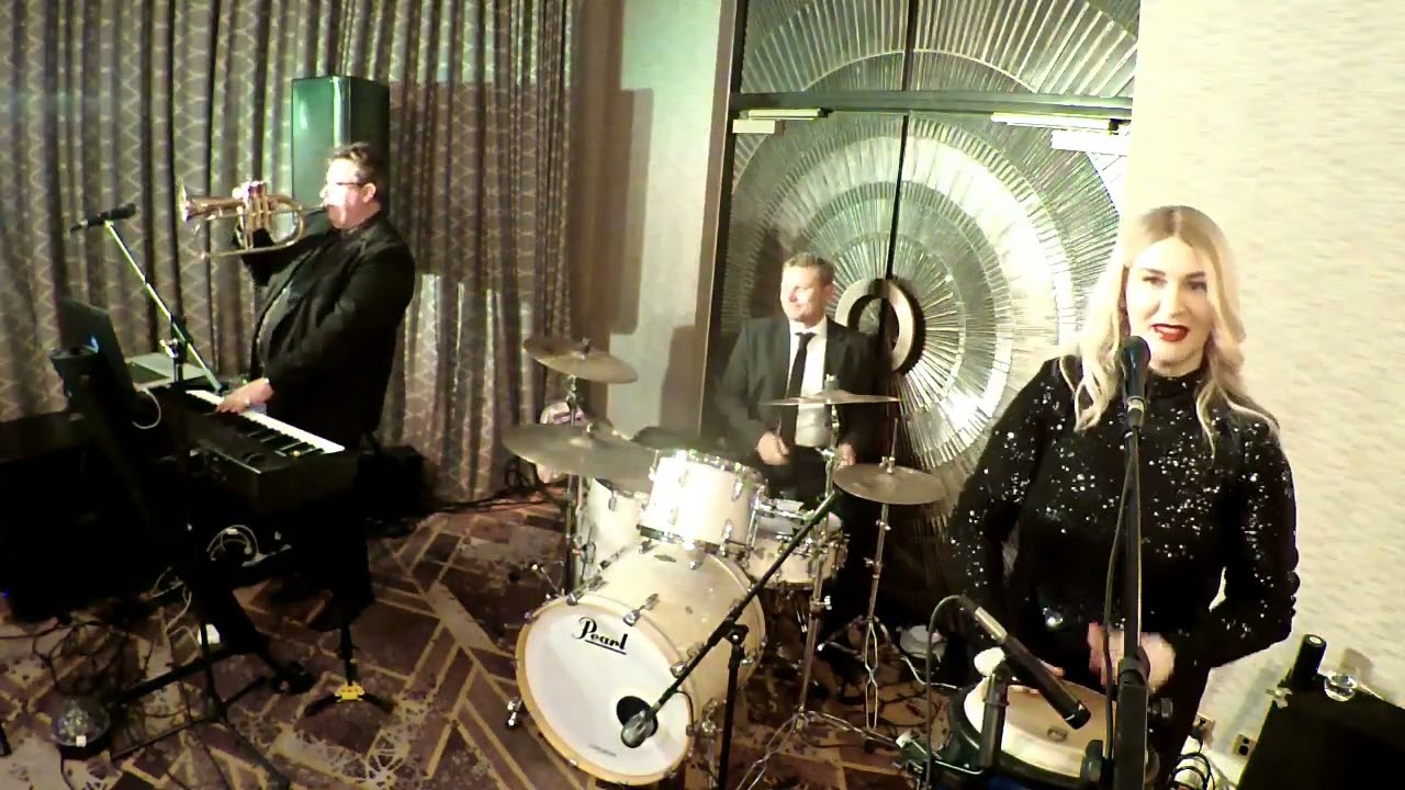 Brisbane Wedding Band   Midnight Groove