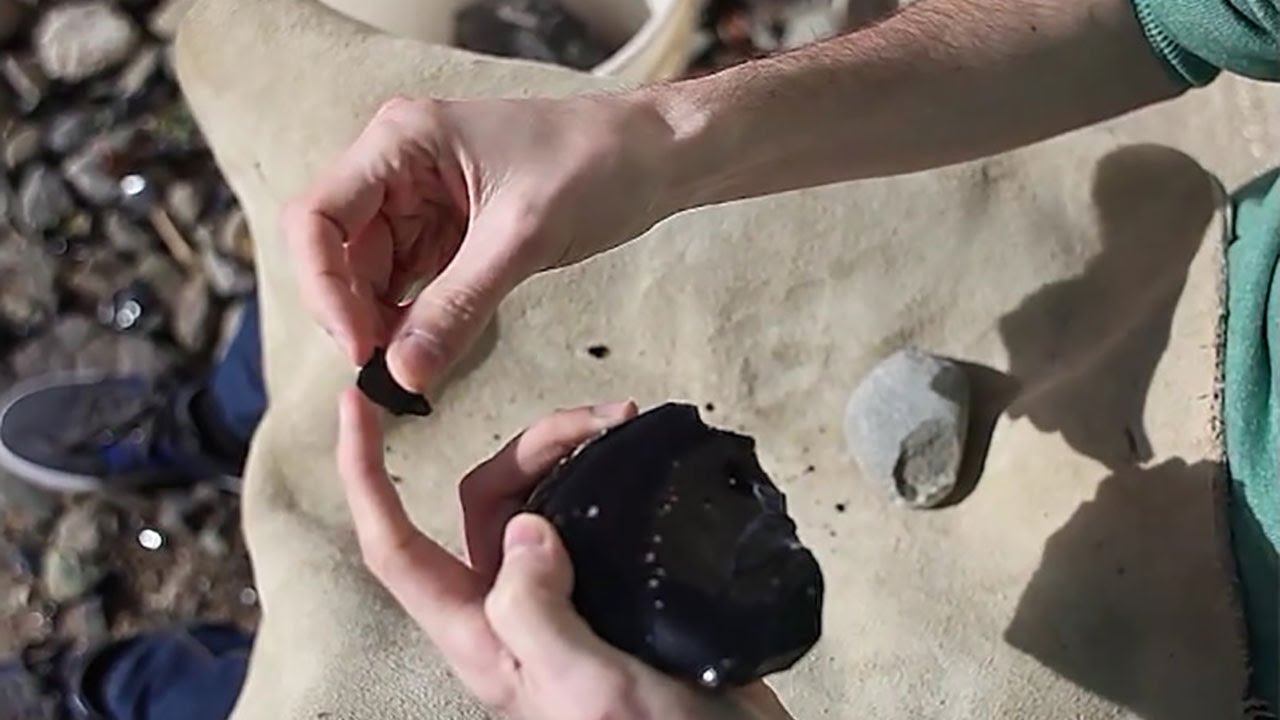 How to make Stone Age obsidian butchering tools