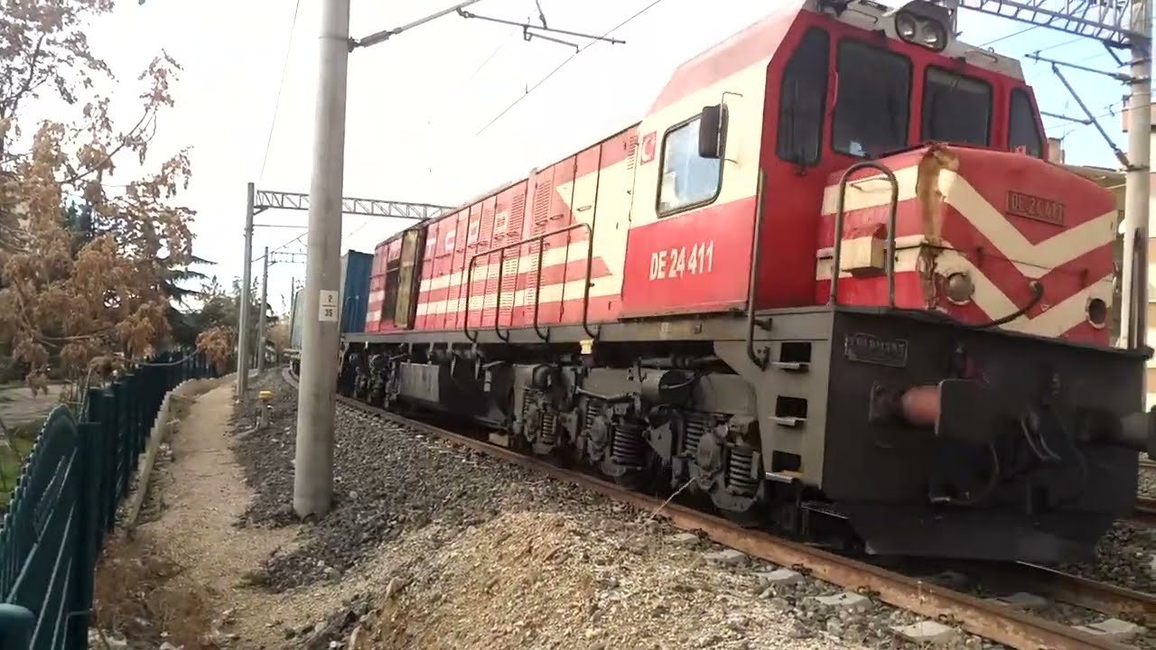 DE 24000 lik Lokomotifin Çektiği Yük Treni Kurtuluş Cebeci Arasında