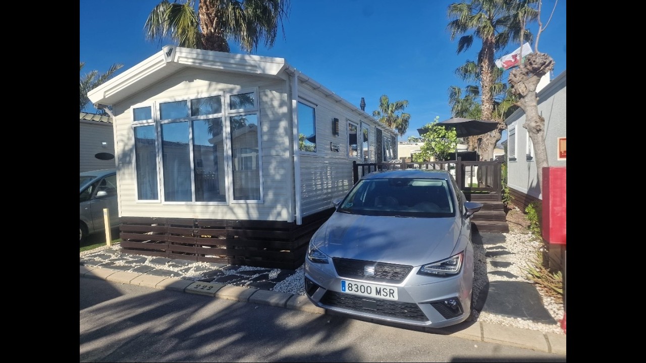 2 Bedroom Willerby Mobile Home For Sale In Benidorm £75,000