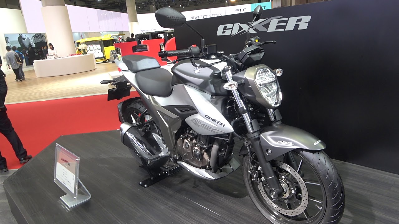 The new 2020 SUZUKI GIXER 250 naked  - Show Room JAPAN
