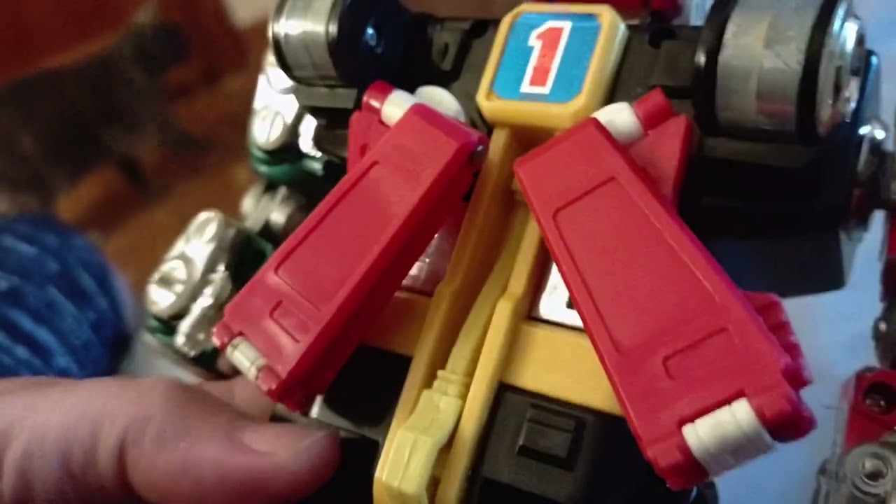 Matchbox Voltron GB-36 Allegedly, eBay scammer toy review.