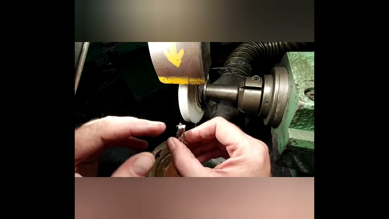 Фильм 108.Заточка торца фрезы -