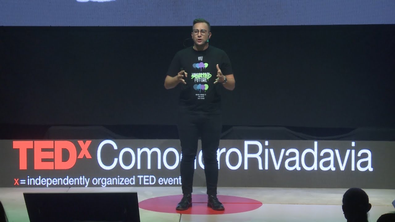 Abducción tecnológica y la humanidad del futuro  | Joan Cwaik | TEDxComodoroRivadavia