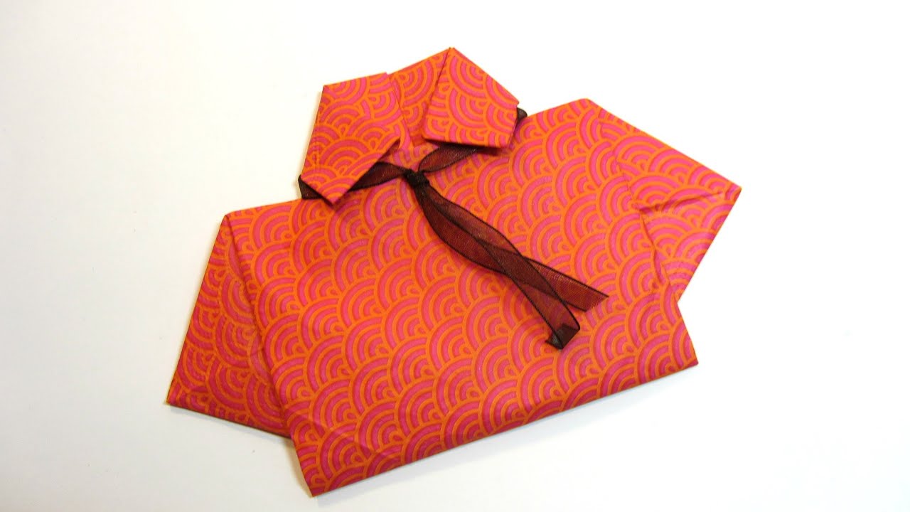Cómo doblar una servilleta con forma de camisa. Napkin shirt.