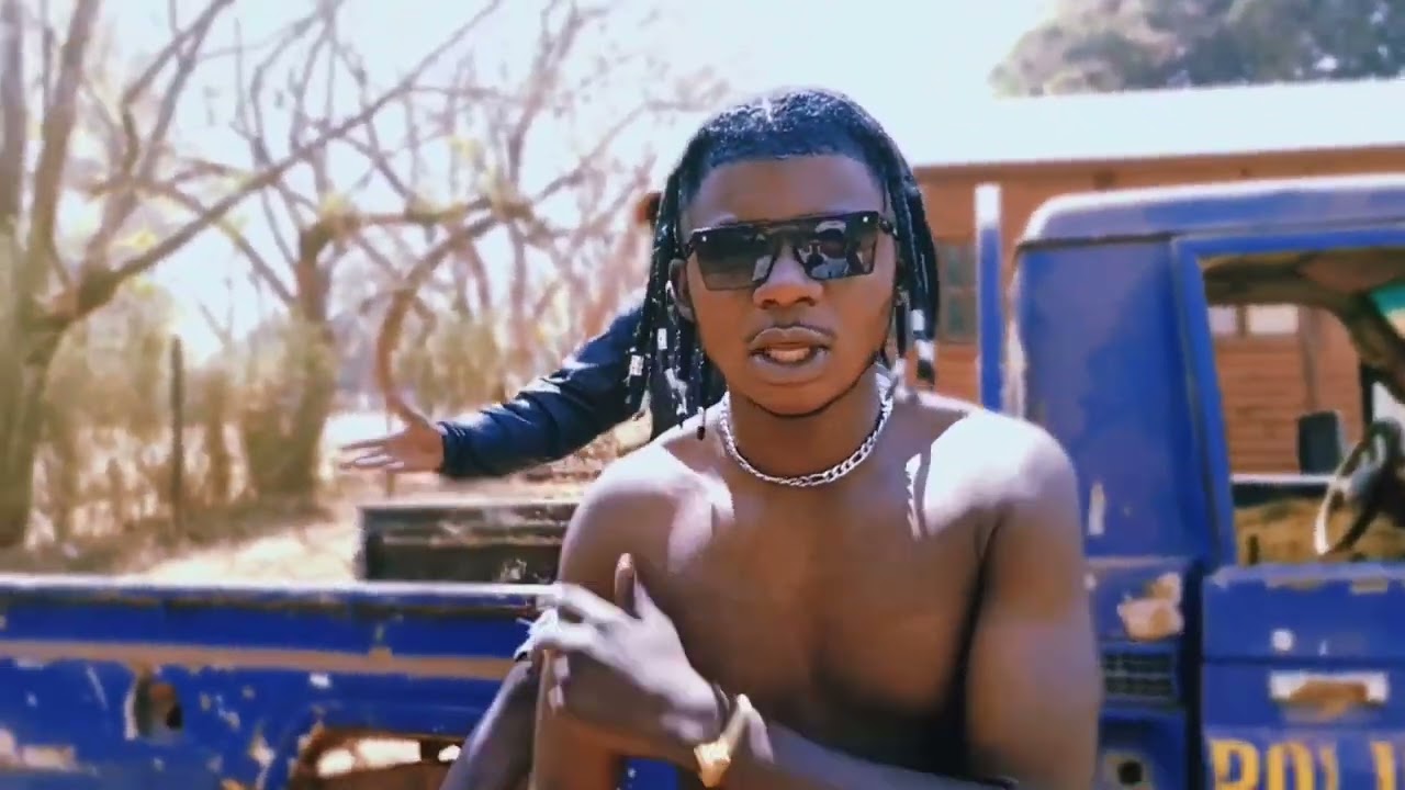 stewar x-max Big Boss clip officiel
