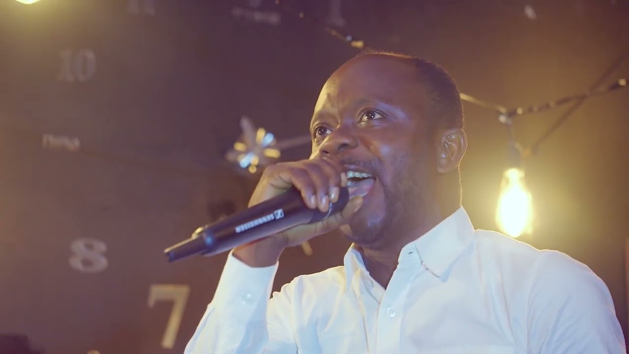 Glodie TSHAMBU feat Bruce TENDA dans ZONGELA YESU