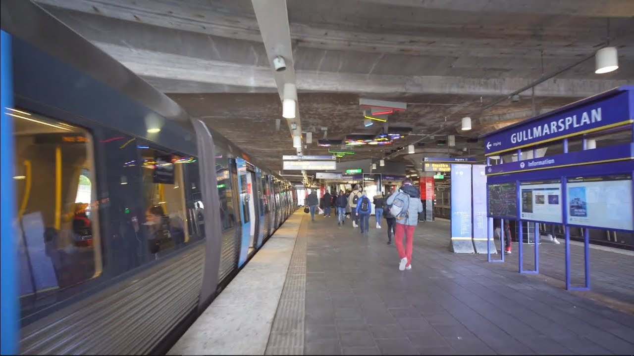 Sweden, Stockholm, subway ride from Medborgarplatsen to Gullmarsplan