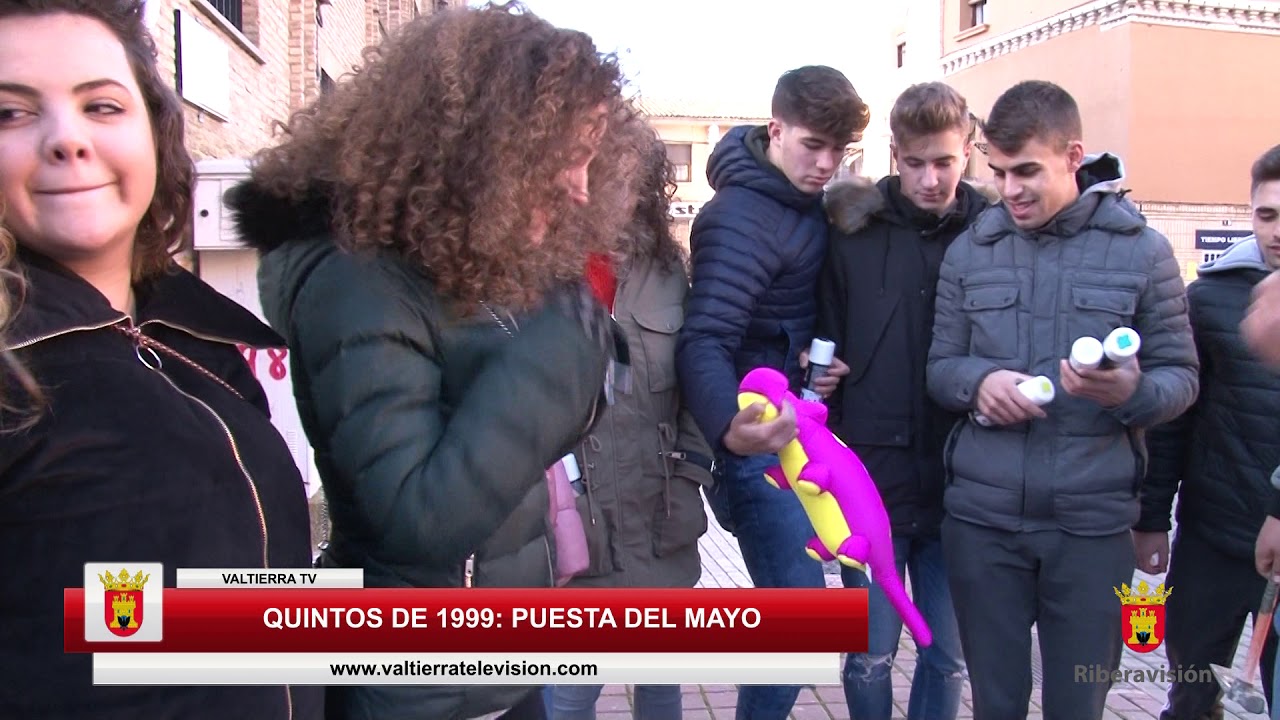 Quintos de 1999: Puesta del mayo (Valtierra 2019)