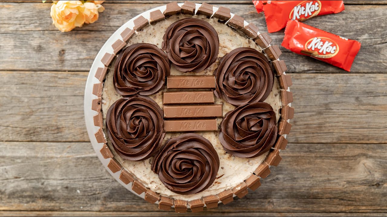 Kit Kat Chocolate Cake (Homemade Recipe)