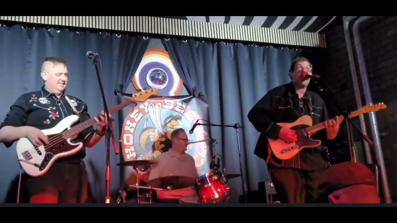 James Oliver band rockin your life away live in Sheffield feb 2025