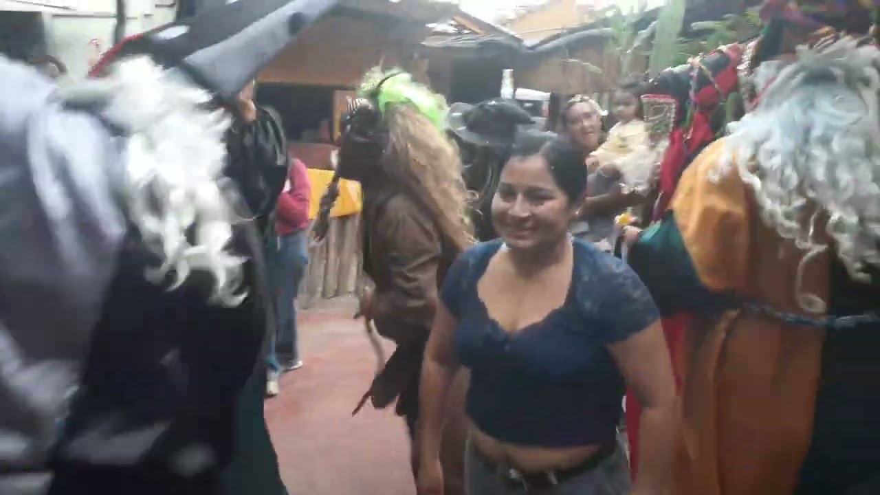 AGRUPACIÓN MUSICAL CORAZÓN LONCO ACEQUIALTEÑO GRUPO MUSICA AREQUIPEÑA MATICES DE CAYMA 