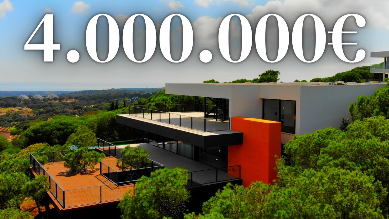Exploring the Extraordinary ´´Floating Villa´´ with Unique Architectural features (Sotogrande Alto)