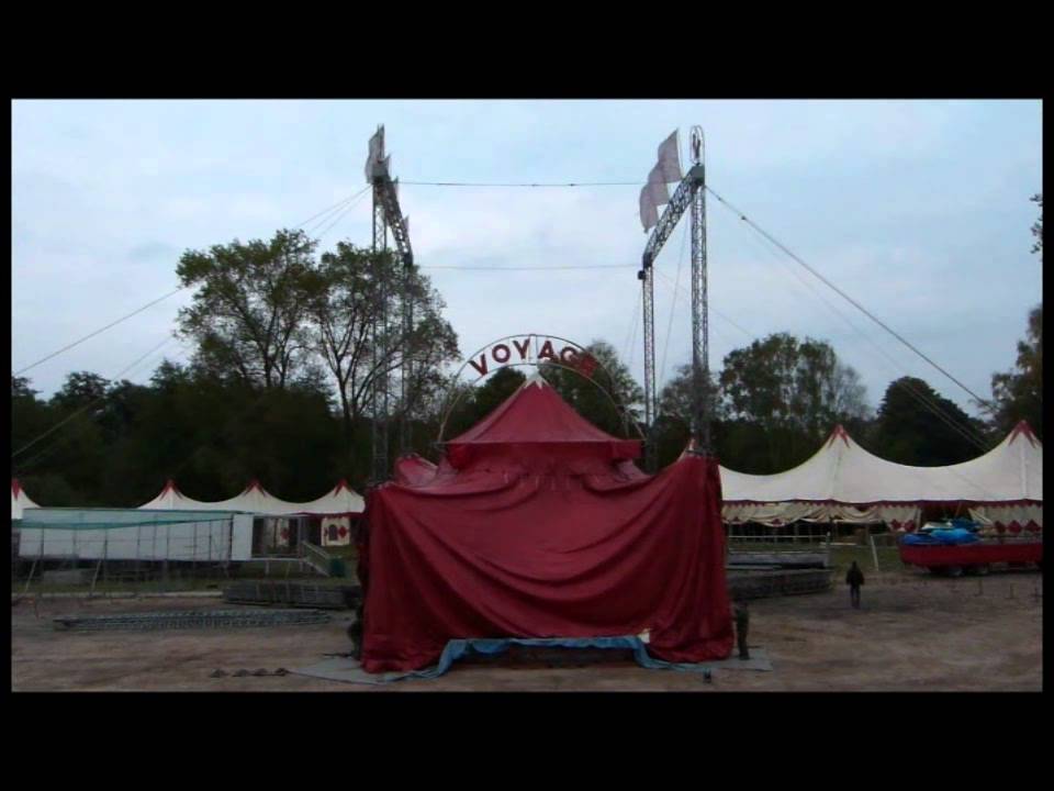 Zeltaufbau Circus Voyage
