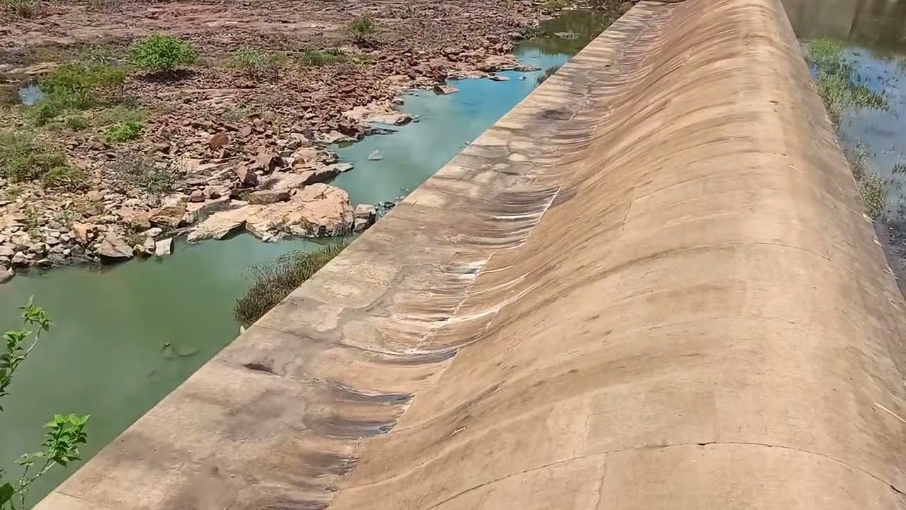 Visitei a barragem da cidade de anagé Bahia Deus abençoa a todos escritos e seguidores do canal